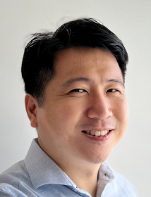 Photo of Dr Lee Yang Yang