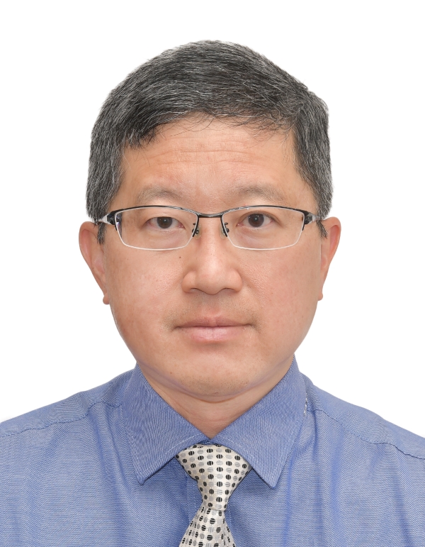 Photo of Dr Kok Jaan Yang