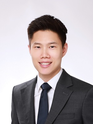 Photo of Dr Linus Lau Jian Fa