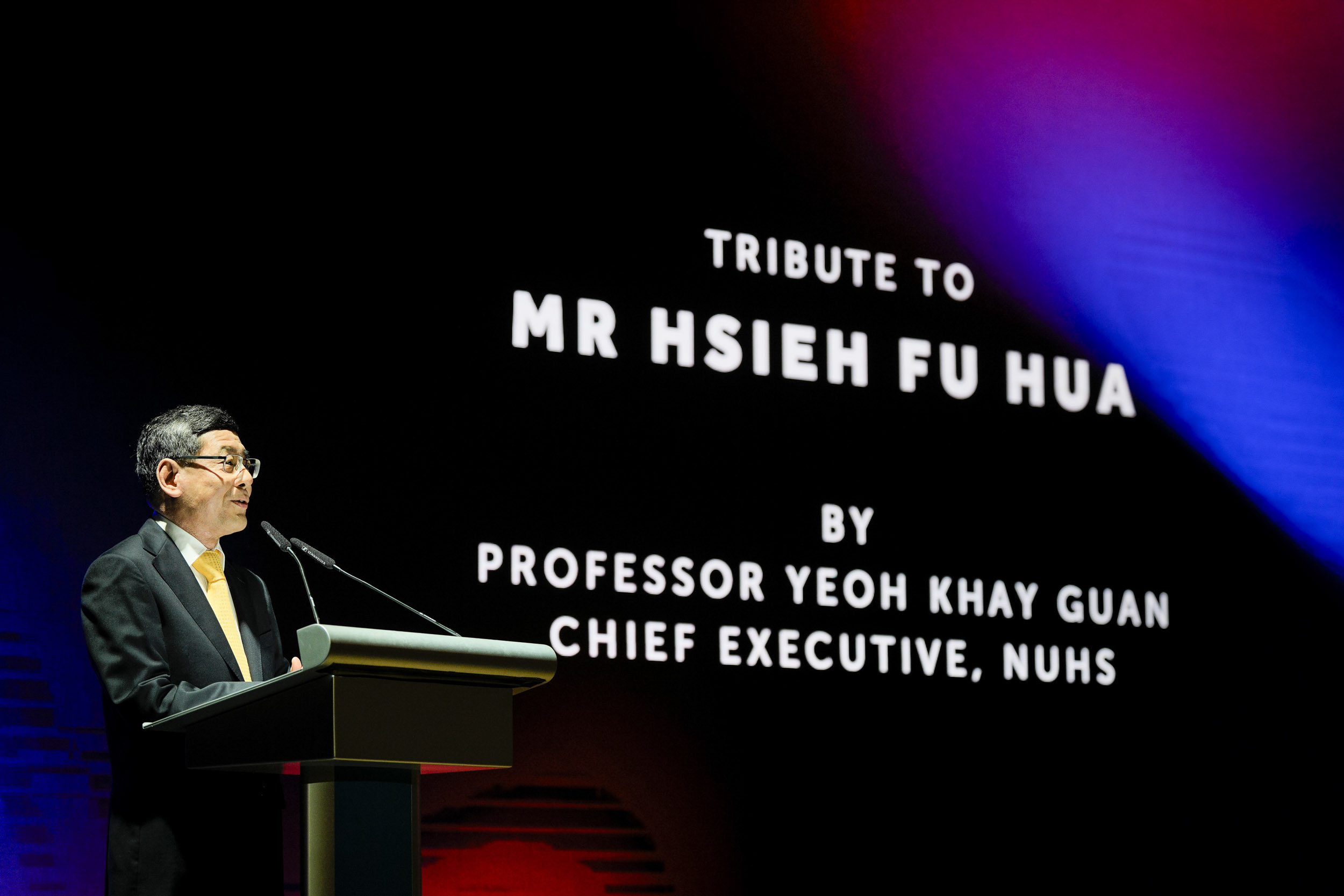 Prof Yeoh Khay Guan, Chief Executive, NUHS delivering his tribute to Mr Hsieh Fu Hua at theNUHS Tribute Awards Ceremony 2025